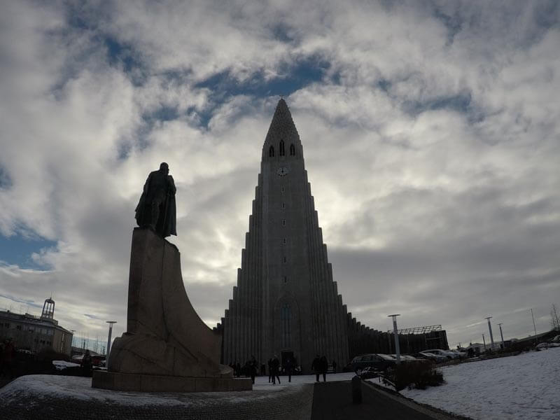iglesia de Reykjavik