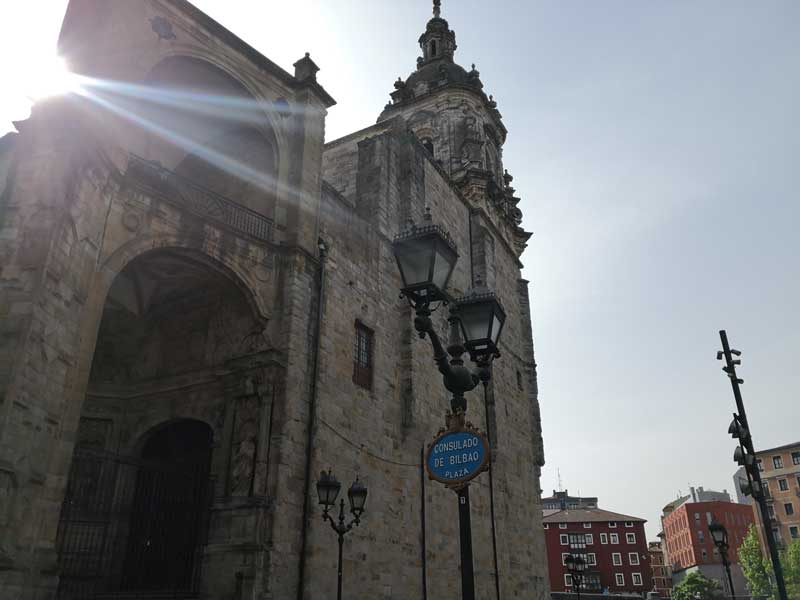 Si hablamos de edificios emblemáticos no podemos dejar de nombrar la Iglesia de San Antón.