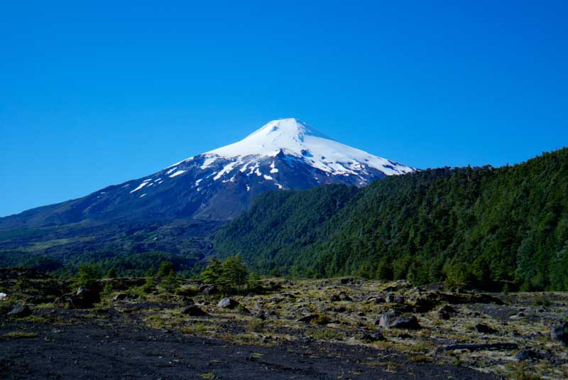 El volcán de villarrica es uno de los lugares más espectaculares de la región de Araucania