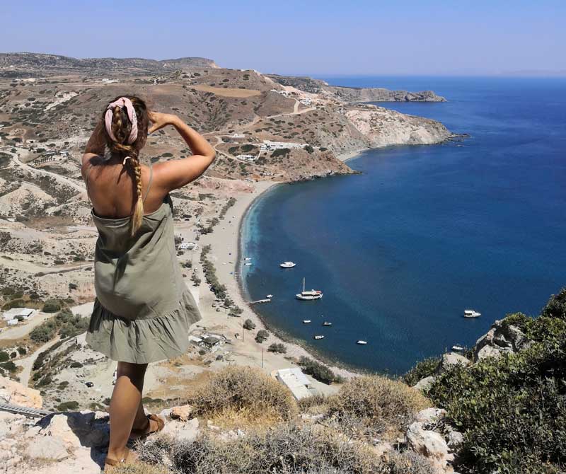 Las vistas en muchos rincones de Milos son espectaculares, un ejemplo son estas vistas desde kalamos