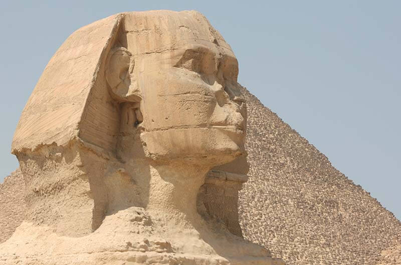 esfinge uno de los mayores misterios de las pirámides de Guiza en Egipto