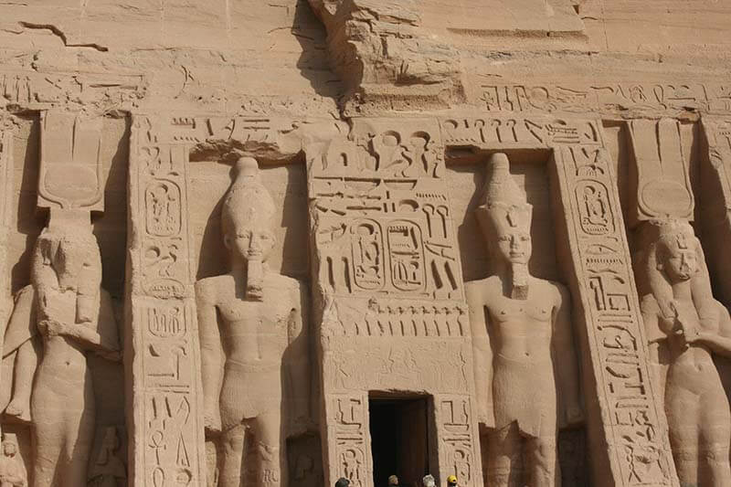 templo nefertari en egipto