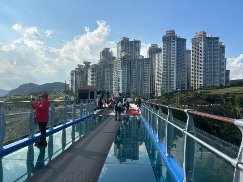 Oryukdo Skywalk en los alrededores de busán
