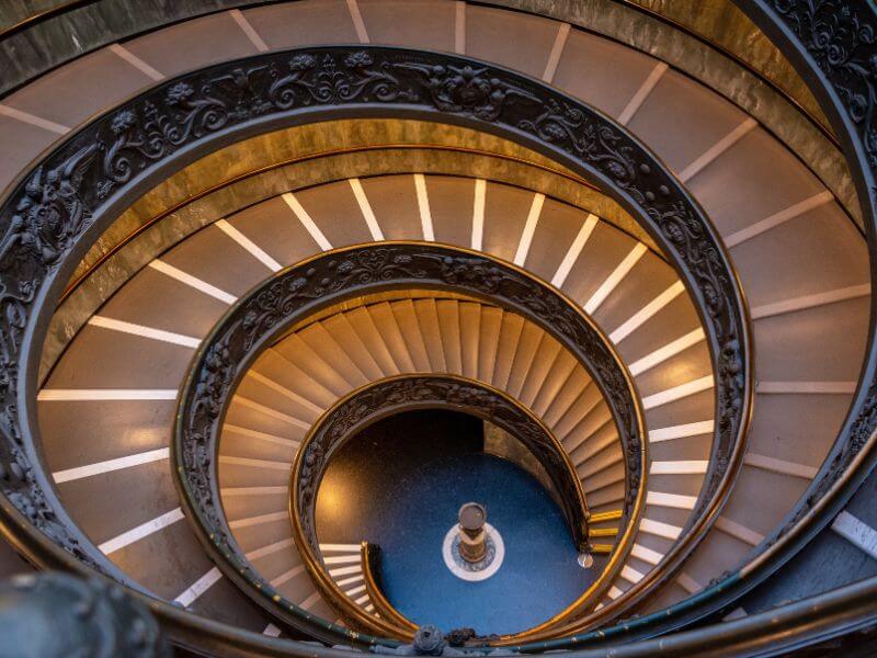 escalera helicoidal de los Museos Vaticanos