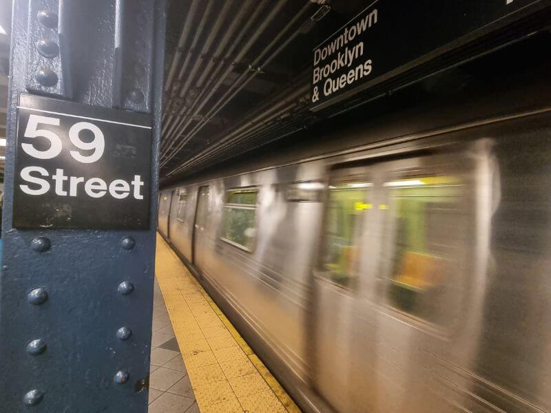 Pago sin contacto OMNY en el metro de Nueva York